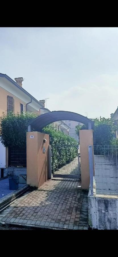 Luna * Cavalcaselle